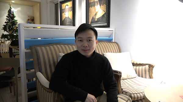 照片3-录制祝福视频过程-热博rb88体育官网赴浙江省杭州市“寻根基——院友寻访”寒假社会实践团.png